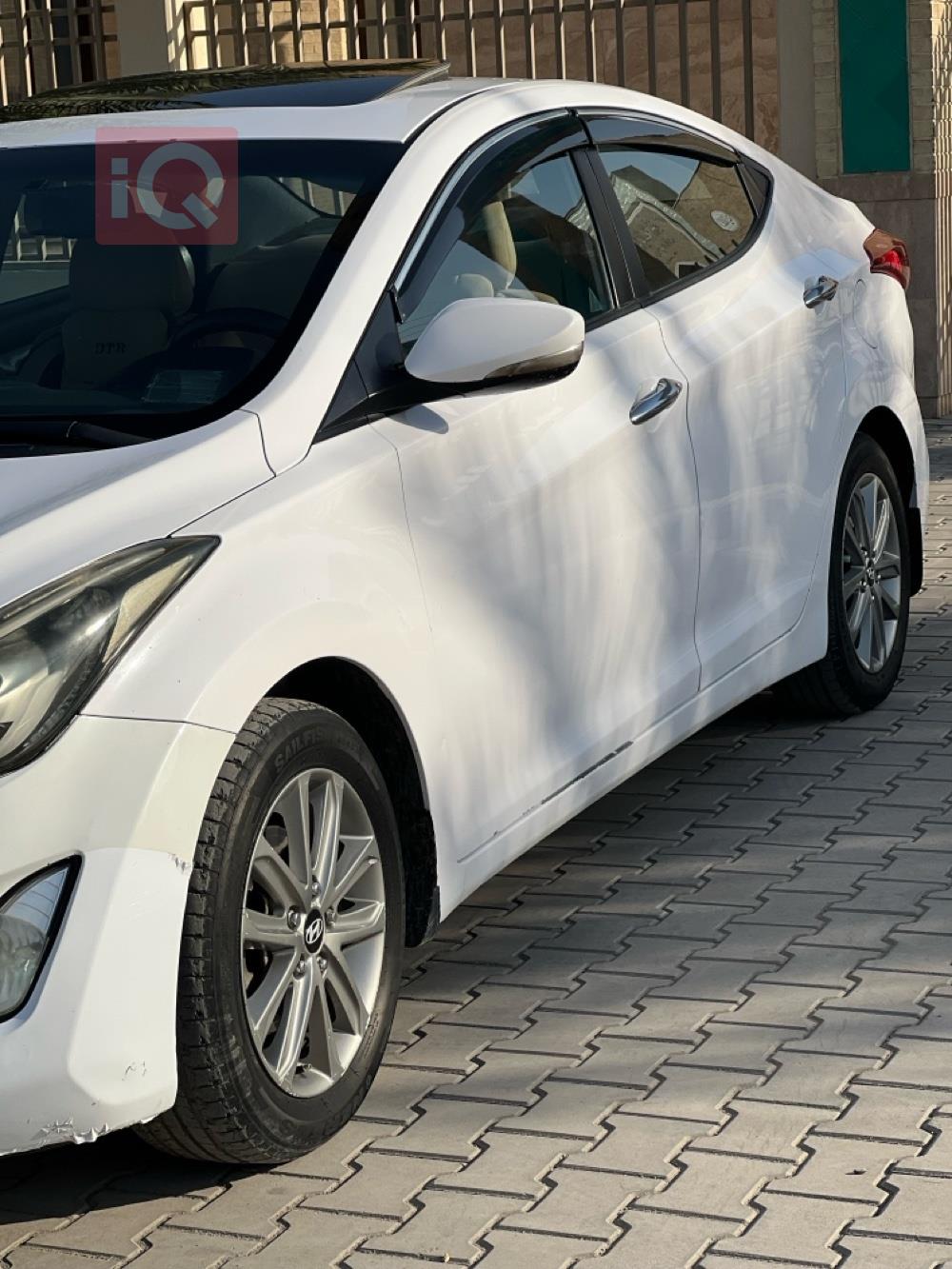 هیوندای ئەلەنترا